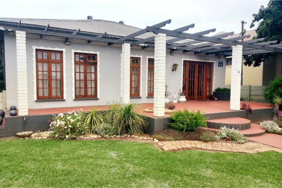 3 Bedroom Property for Sale in Albertinia Western Cape